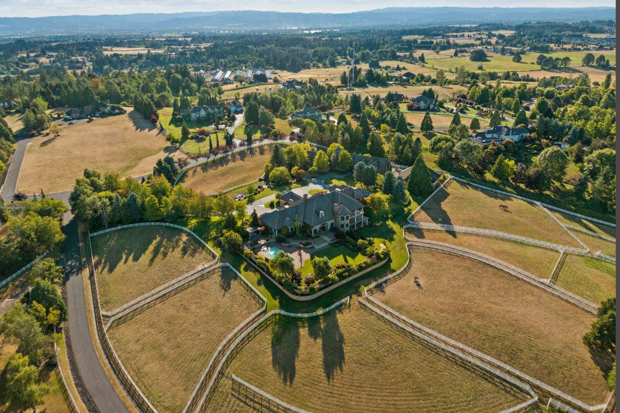 Horse Property for sale.