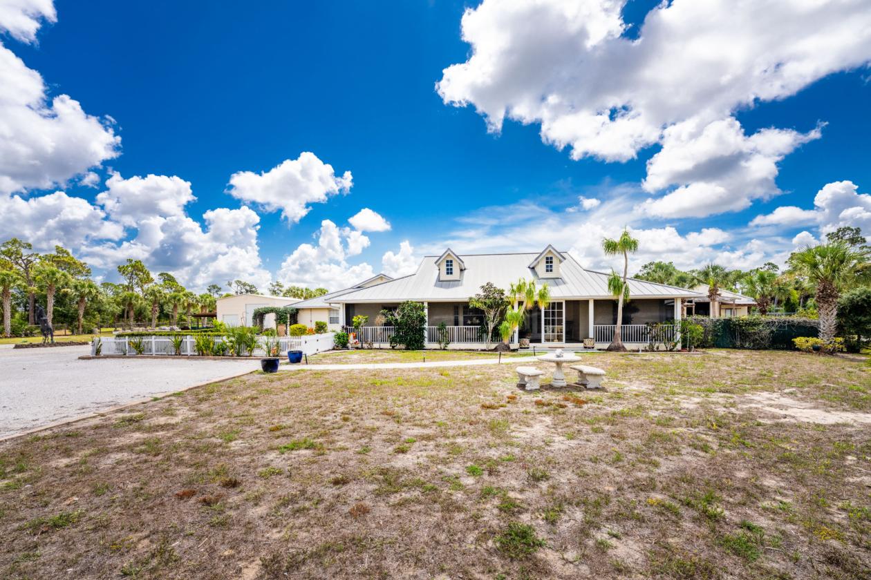 Premier 5 Acre Equestrian Estate - photo 13