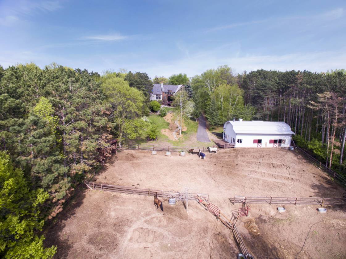 Luxury Eagan, MN Equestrian Estate surrounded by 122 Acre Patrick... Eagan, Dakota County
