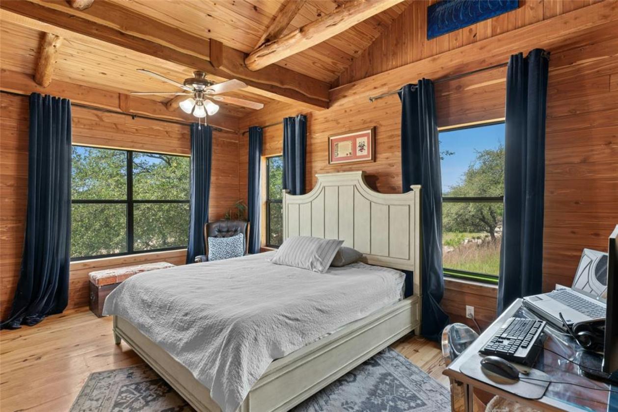 Gentlemens Ranch with Horse Amentities - photo 12