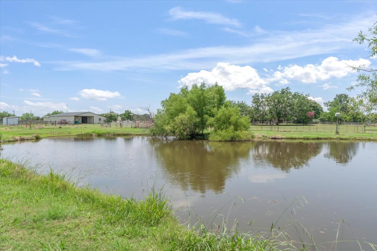Exceptional 15-Acre Equestrian Estate - photo 17