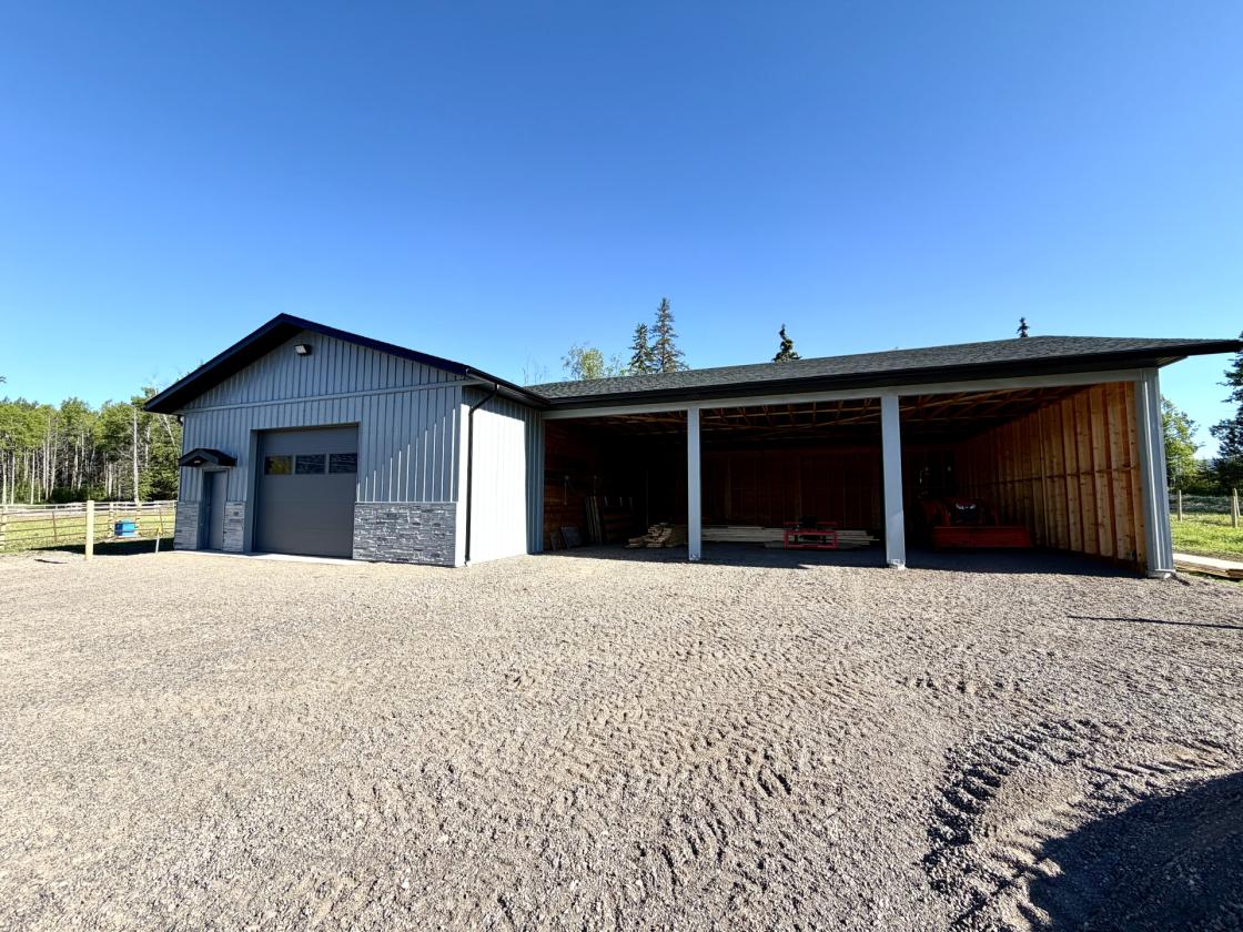 Luxury Equestrian Acreage - indoor/outdoor arenas - photo 20