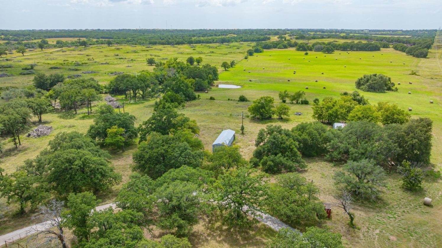 Turnkey Ranch Property With Coastal Fields!! - photo 23
