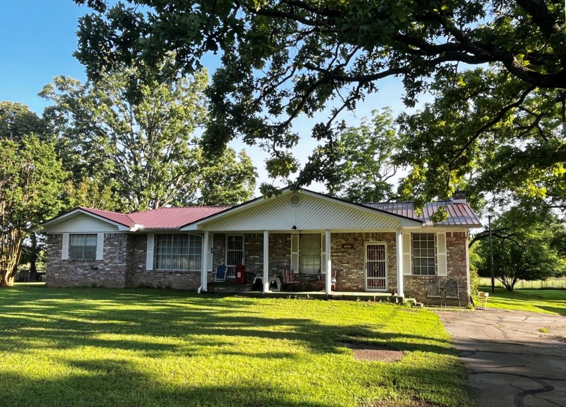 Photo inspiration: Fresh Look at Country Home On Acreage In Sharp County Highland Arkansas
