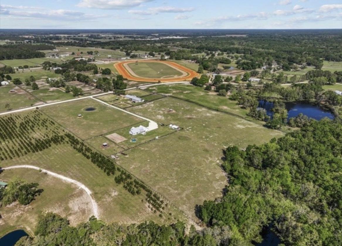 10 Acre Horse Facility/Harness Racing Community - photo 25