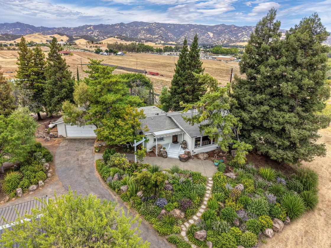 5-Acre Hobby Farm/Ranch - Horse-Ready! - photo 1