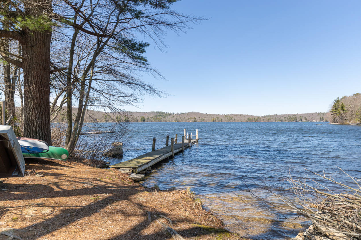 Horse Property with in law and Lake Manchaug access Sutton, Worcester