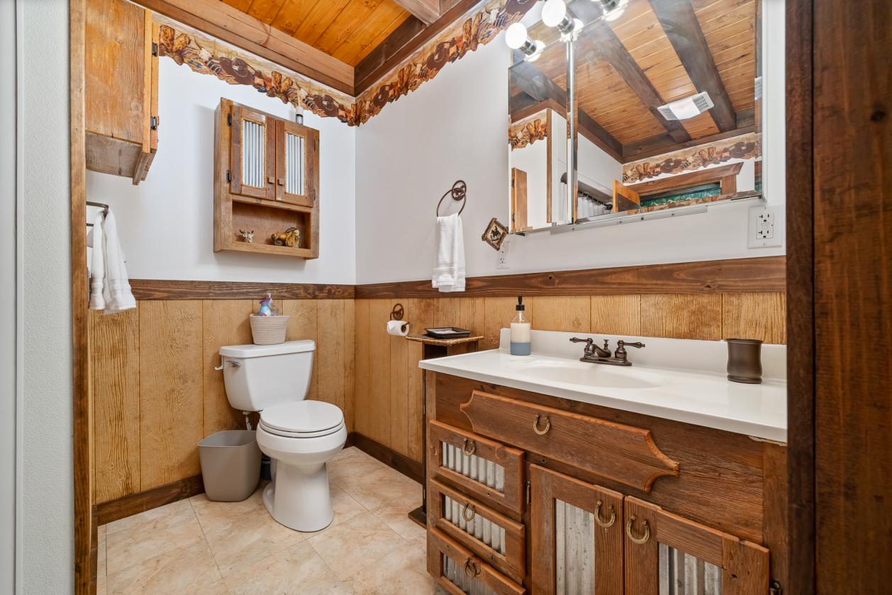 Escape to Your Equestrian Paradise - photo 18