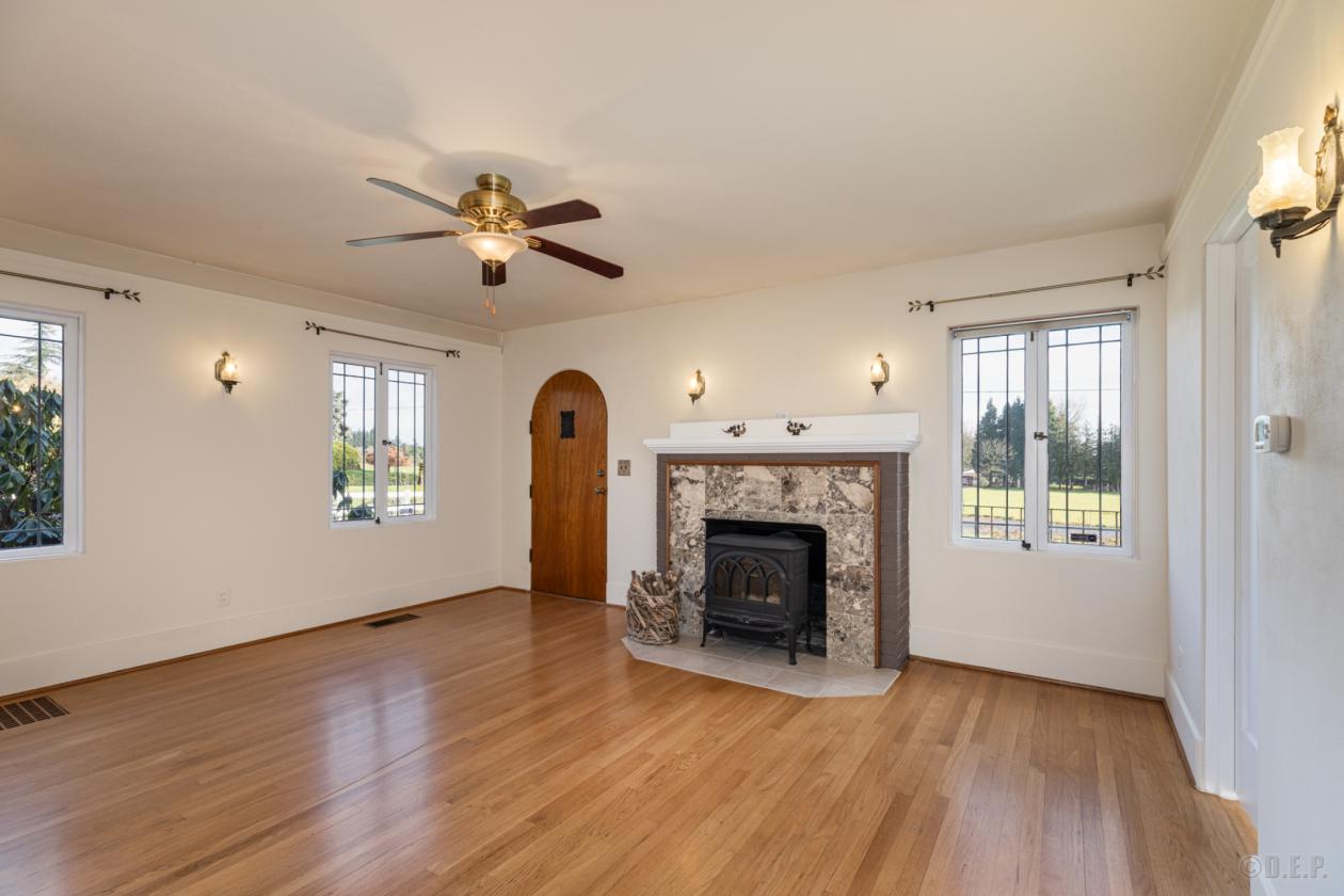 Storybook Home & Timeless Character on 3 acres! - photo 3