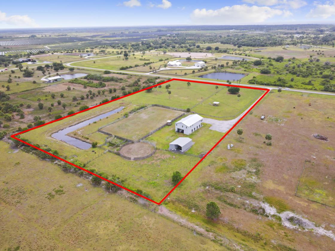 8 STALLS  •  8+ ACRES • ARENA • TURNKEY HOME - photo 27