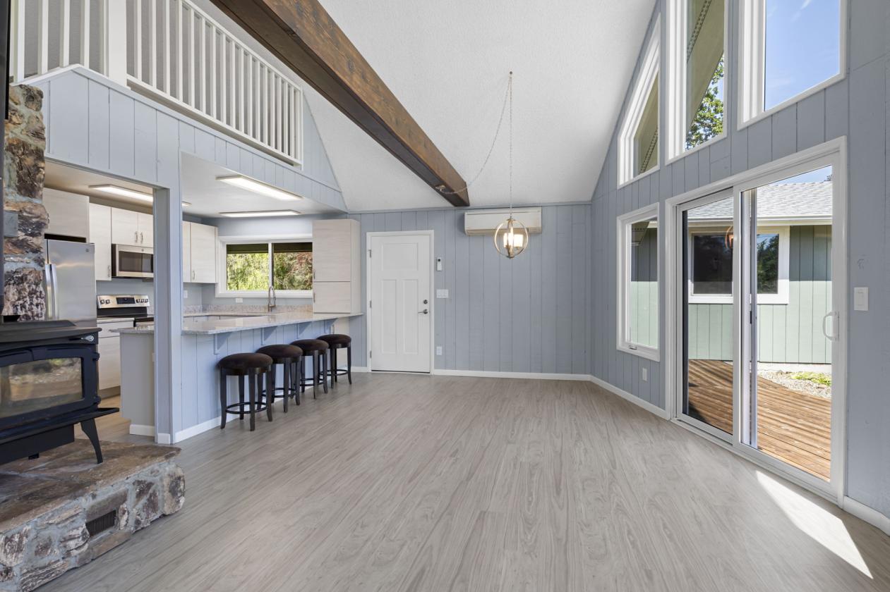 5 Acre horse property, fully remodeled home! - photo 22