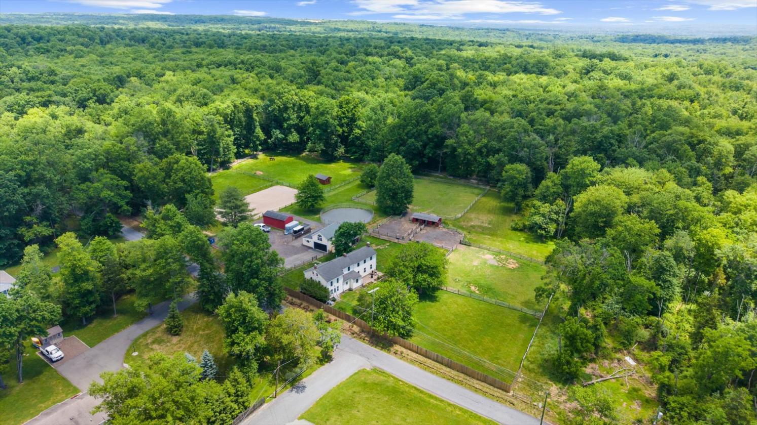 Welcome to 179 Lindbergh Road - photo 1