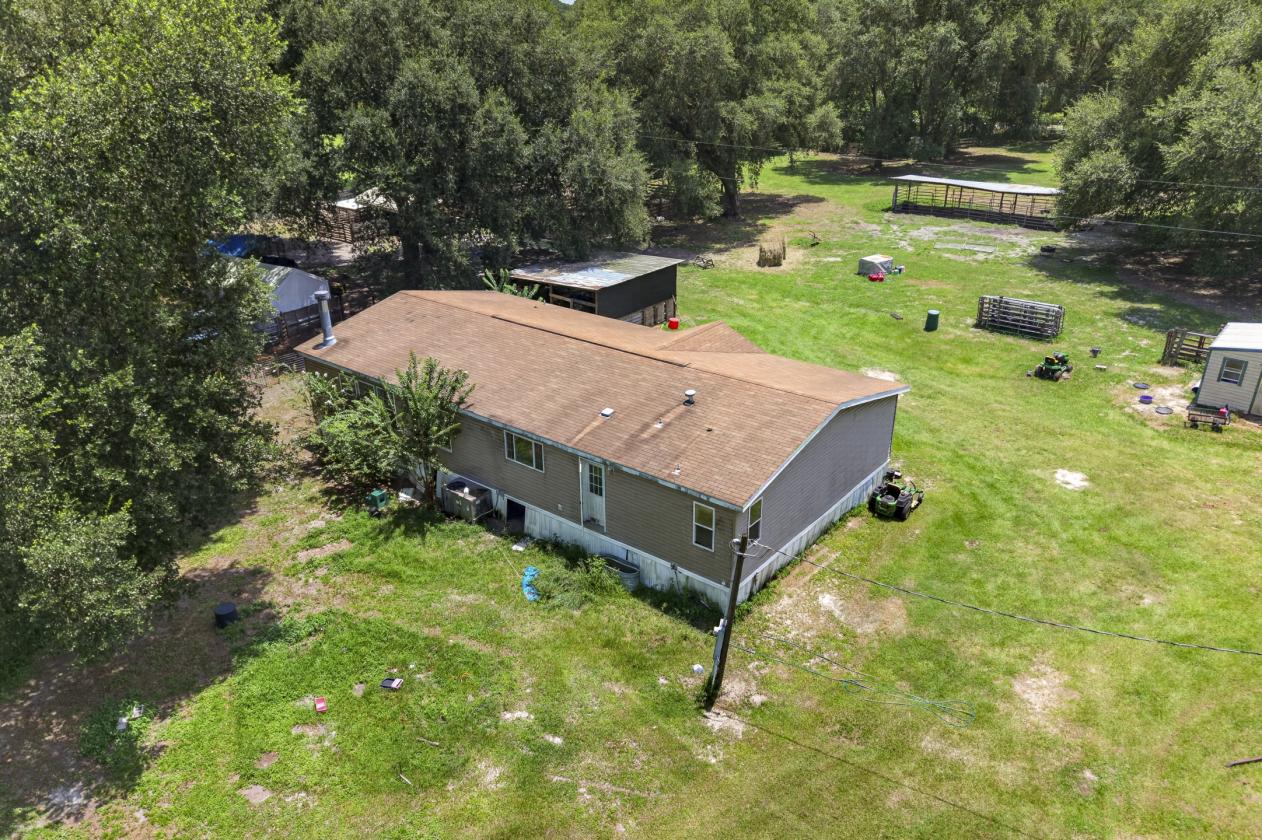 10-acre agricultural property - photo 7