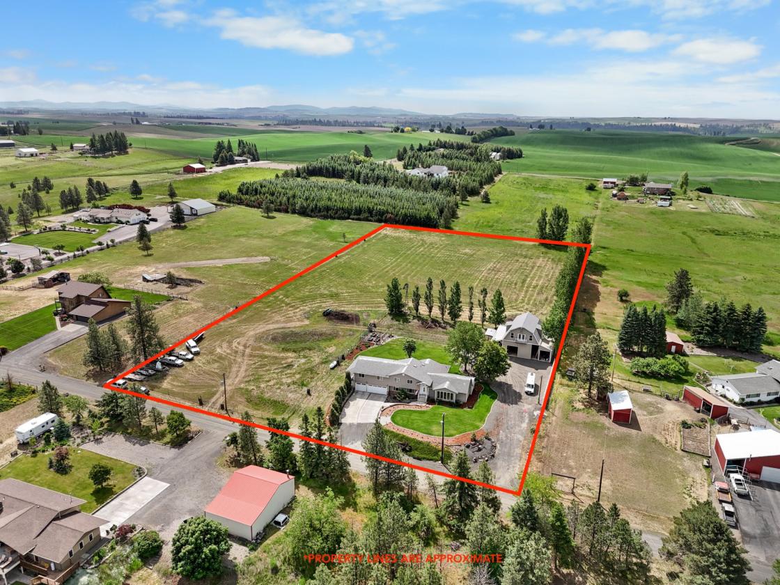Home-Bardominium-4.85 Acres! - photo 4