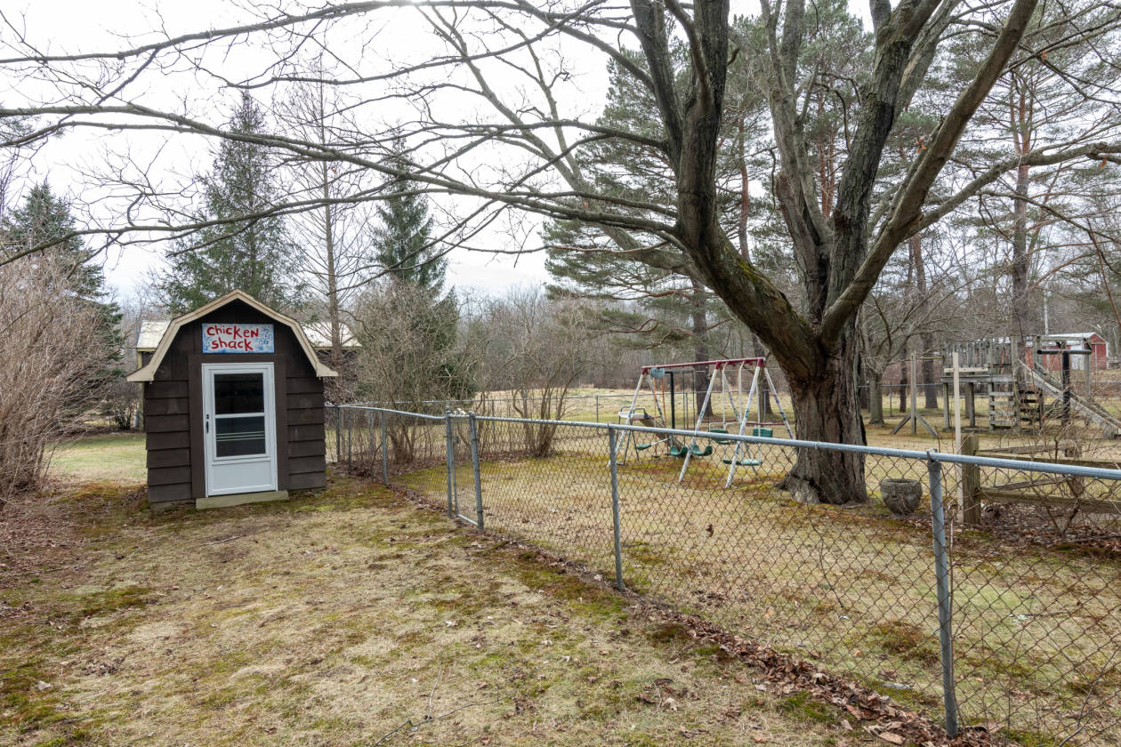 Horse farm for sale Holland, Allegan County, Michigan Horse ranch