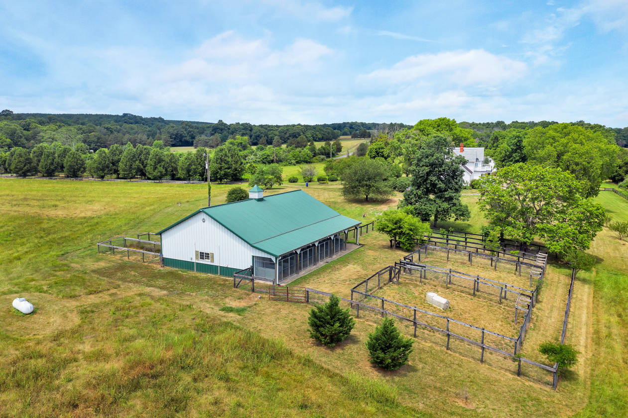 Wonderful Riverfront property with pasture and barn on over 50