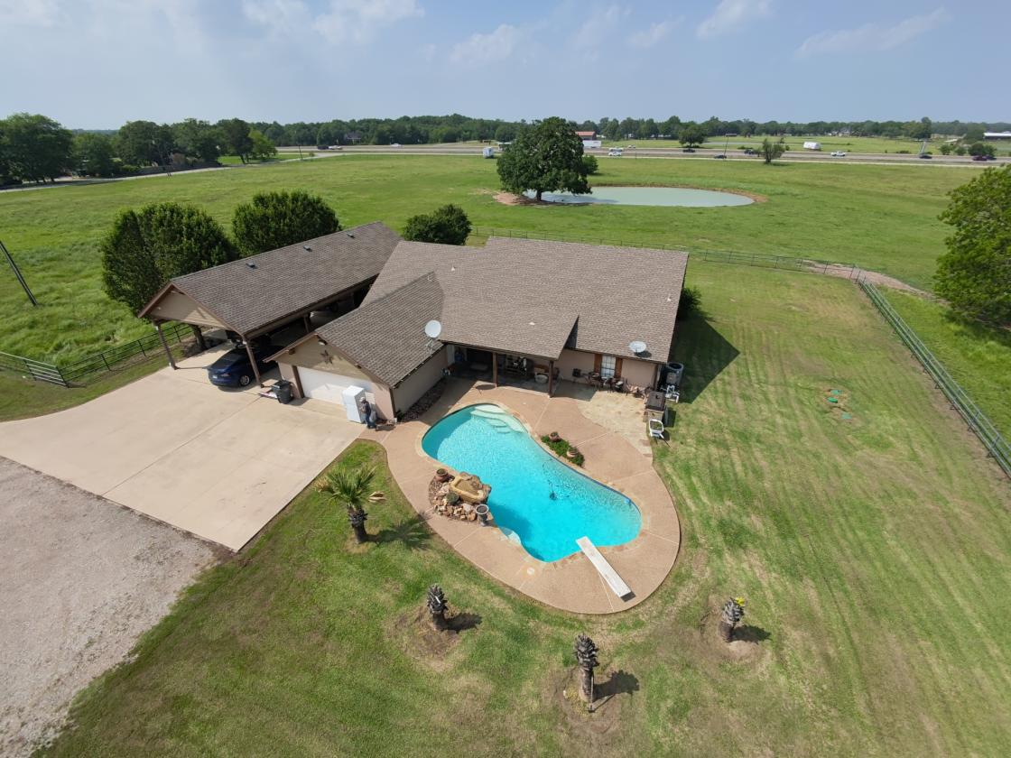 64 ACRE EQUASTRIAN RANCH WITH ARENA IN EAST TEXAS - photo 1