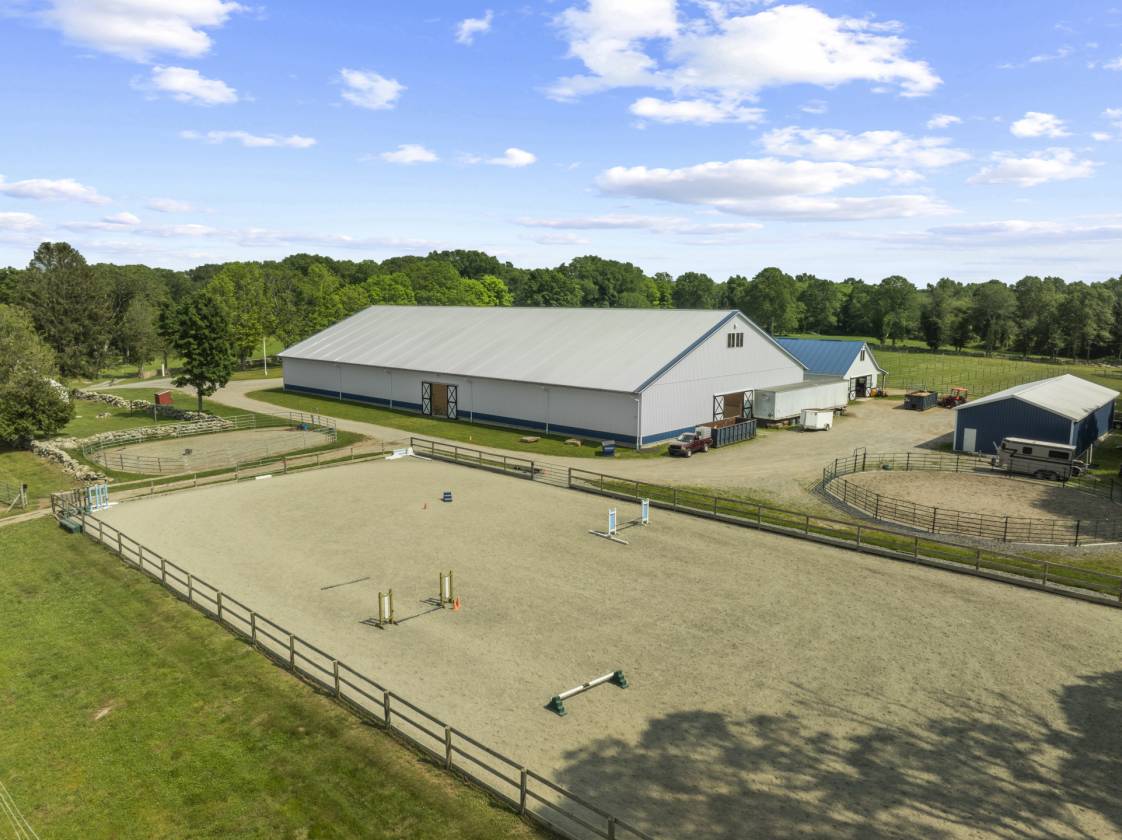 Horse Property for sale.