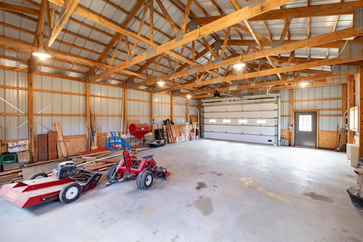 23+ ac, ARENA, 4 stall BARN and SHOP - photo 24