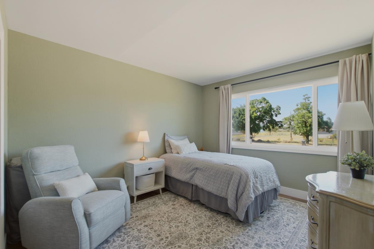 Rare Horse Property with Vineyard Views! - photo 17
