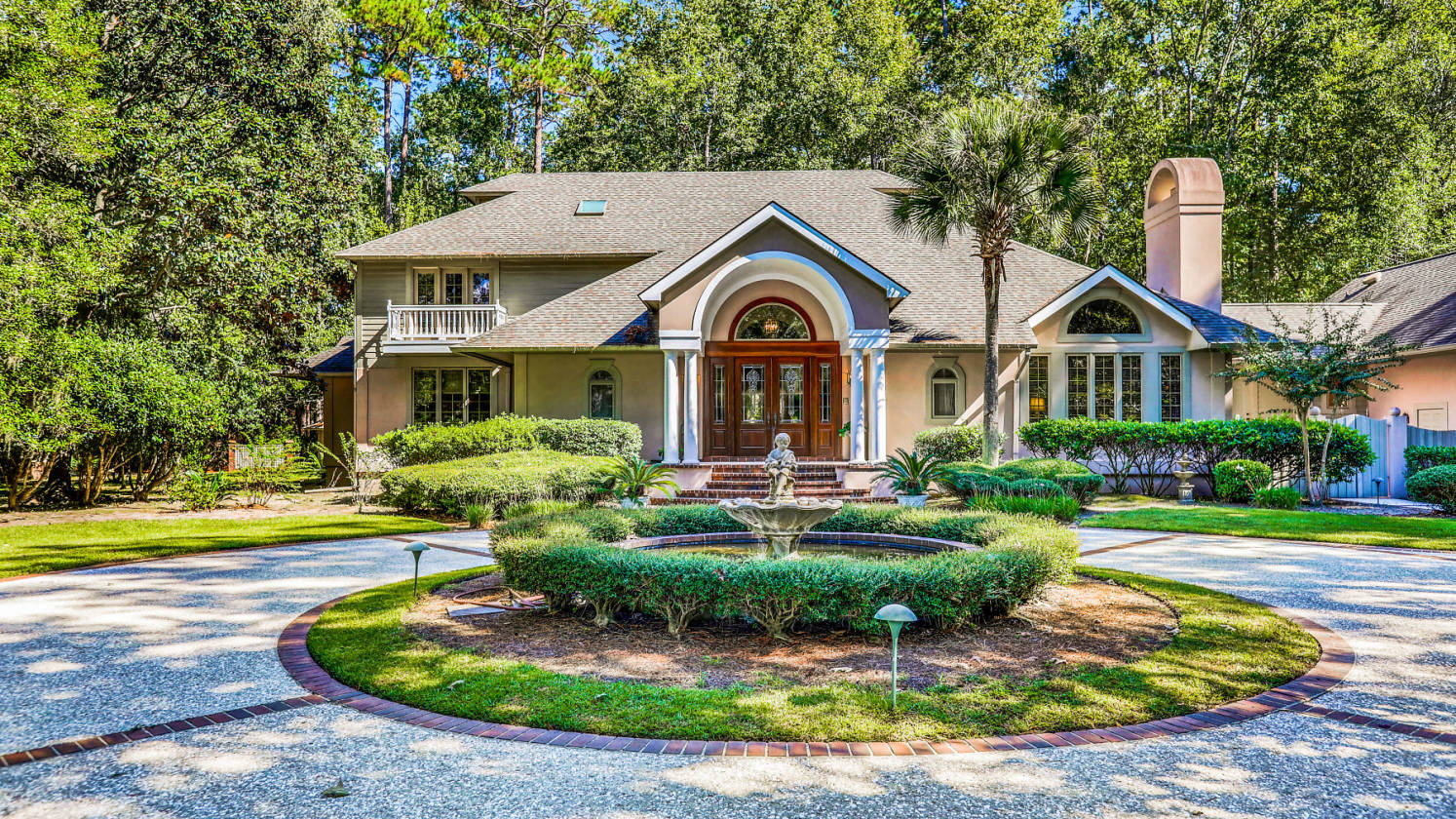Equestrian Estate on 6 Acres in Rose Hill! Bluffton, Beaufort County