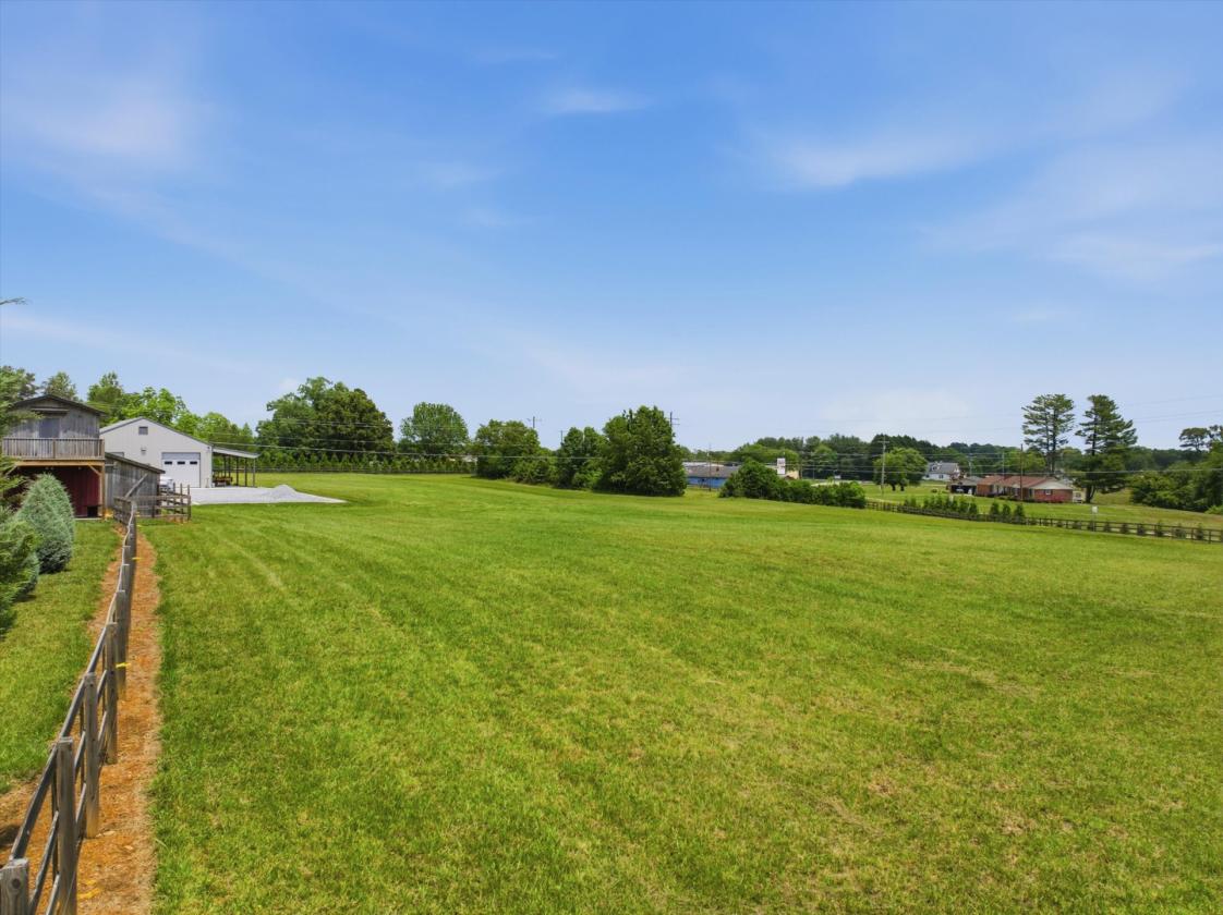 7 Acre Horse/Hobby Farm with Craftsman Style Home - photo 6