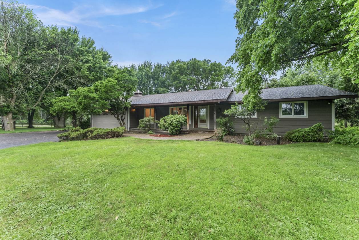 Horse Property for sale.