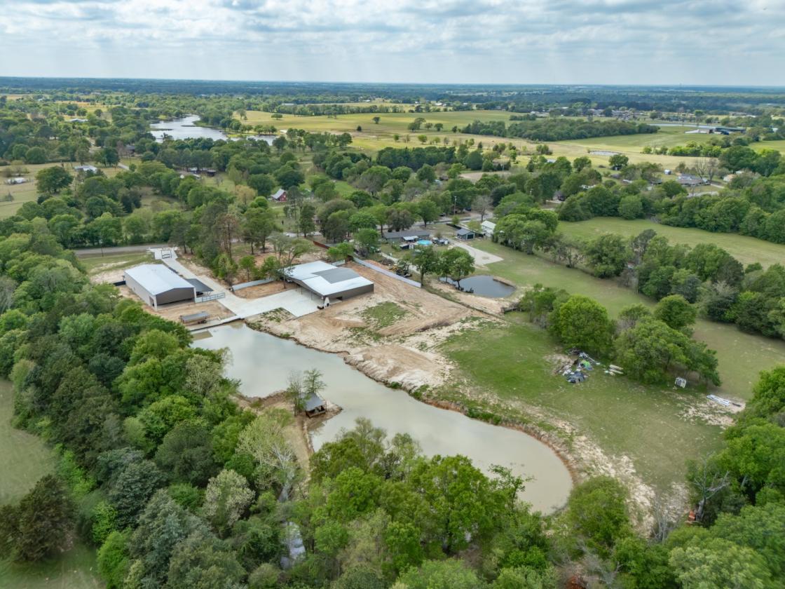 8 Acres on 2 parcels with shop and room for horses - photo 29