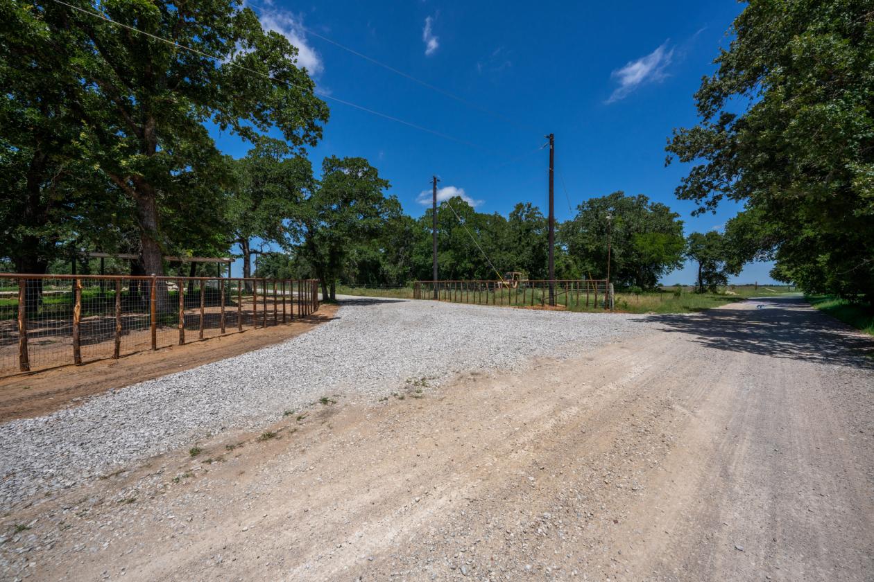 Agriculture Exempt Acreage Build your dream home! - photo 2