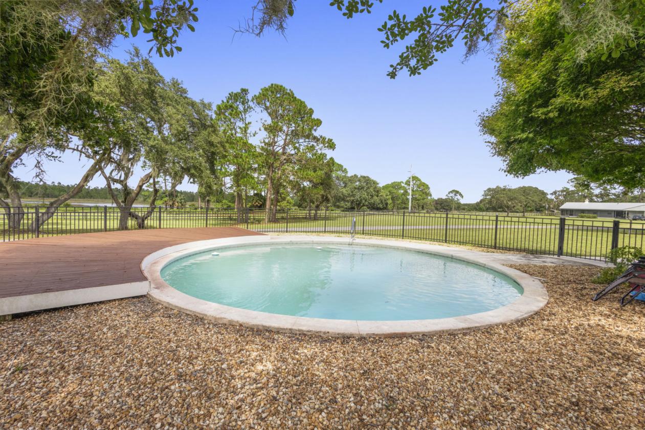 Beautiful 80 Acre Horse and Cattle Ranch - photo 24
