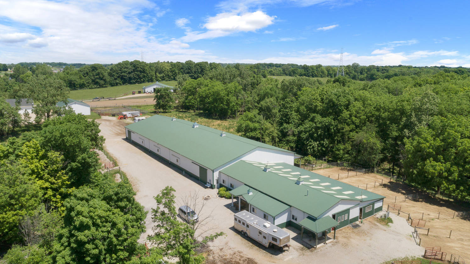 25 +/ acres Horse and Cattle Farm Roanoke, Huntington County
