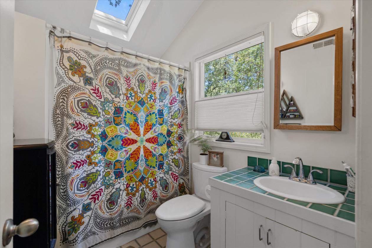 Charming Home on 12 Acres - photo 23