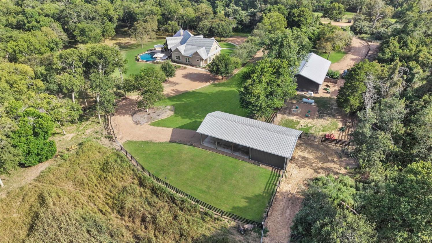 13.6 Acres of Luxury in the Gated Community - photo 26