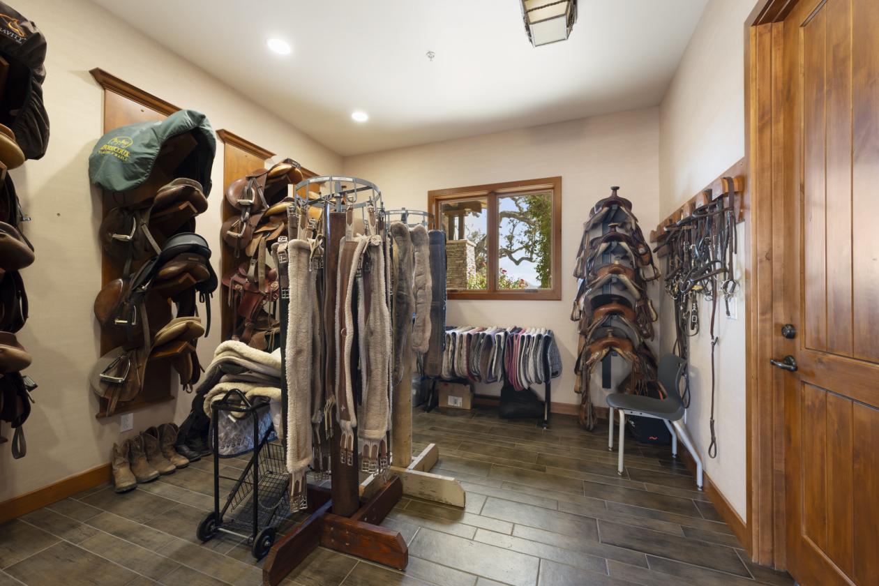 Huasna Valley for the discerning equestrian - photo 10