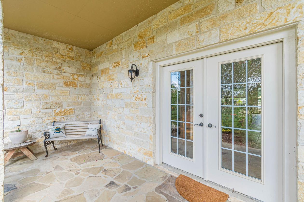 Comal County Equestrian Home - photo 6