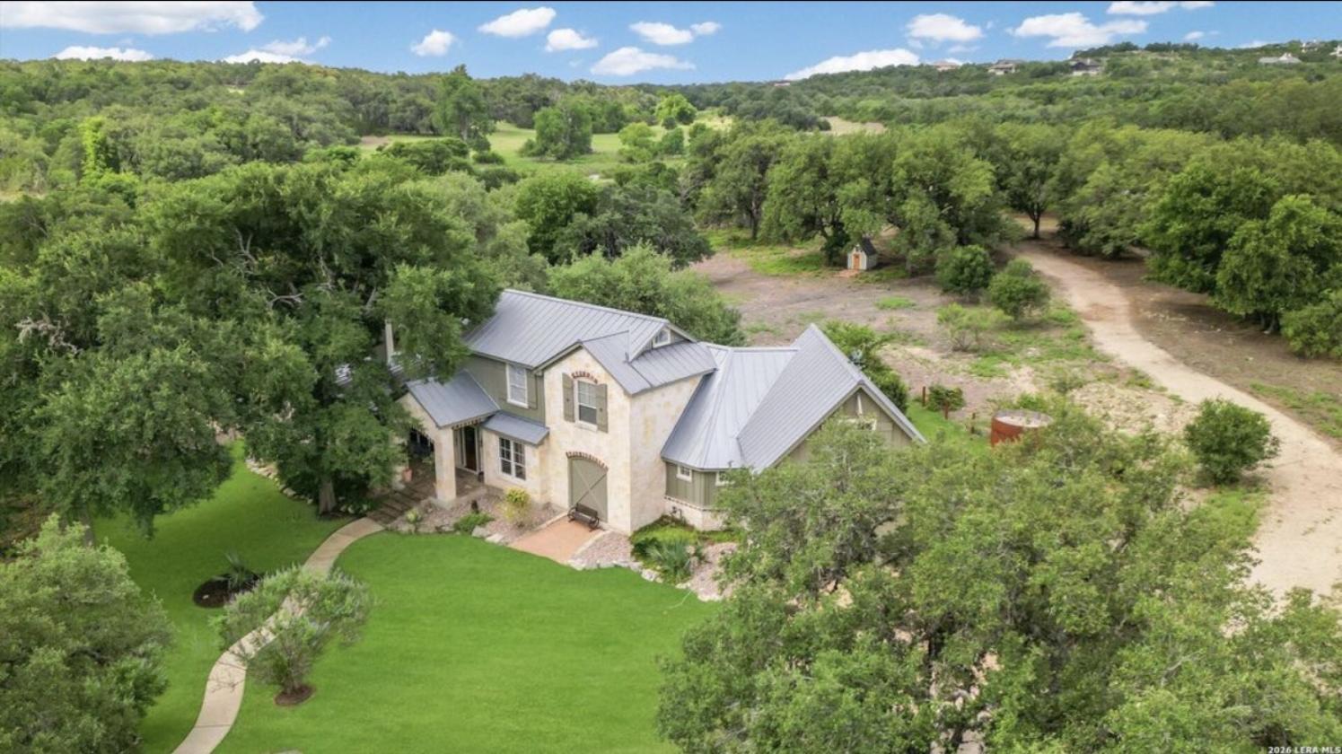 Texas Hill Country Estate | Barn & Riding Trails - photo 2