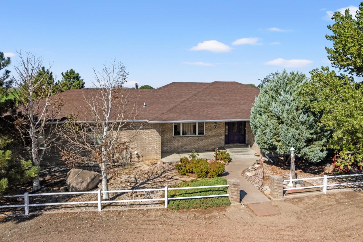 Excaliber Ranch: A Hillside Haven of Legacy and Land - photo 7