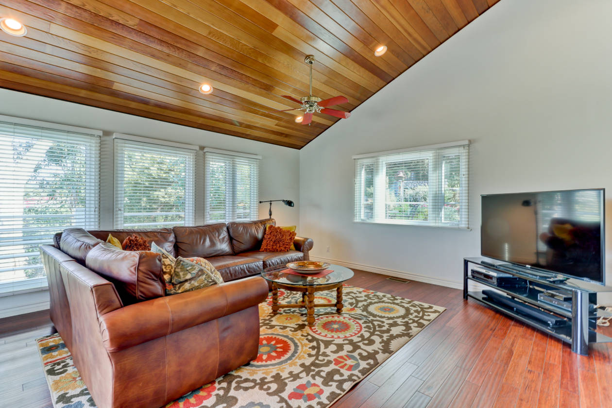 INCREDIBLE VIEW HORSE PROPERTY IN THE OC!! Yorba Linda, Orange County