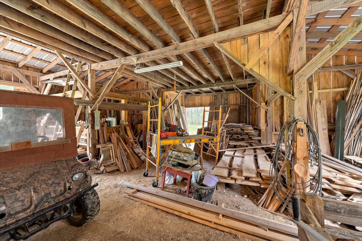 Custom Log Cabin on 9 Acres with 2 Horse Stalls - photo 29