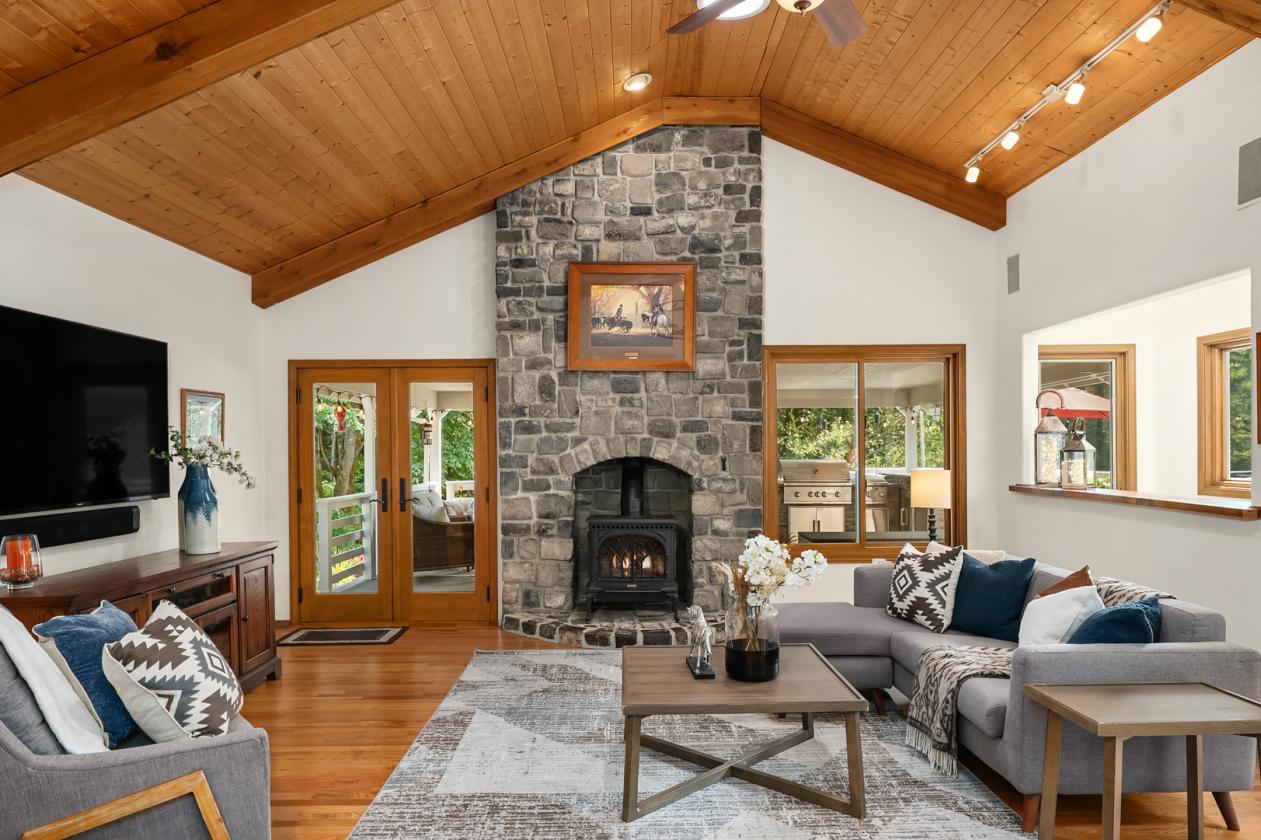 Union Hill Shy 10 Acre Retreat - photo 10