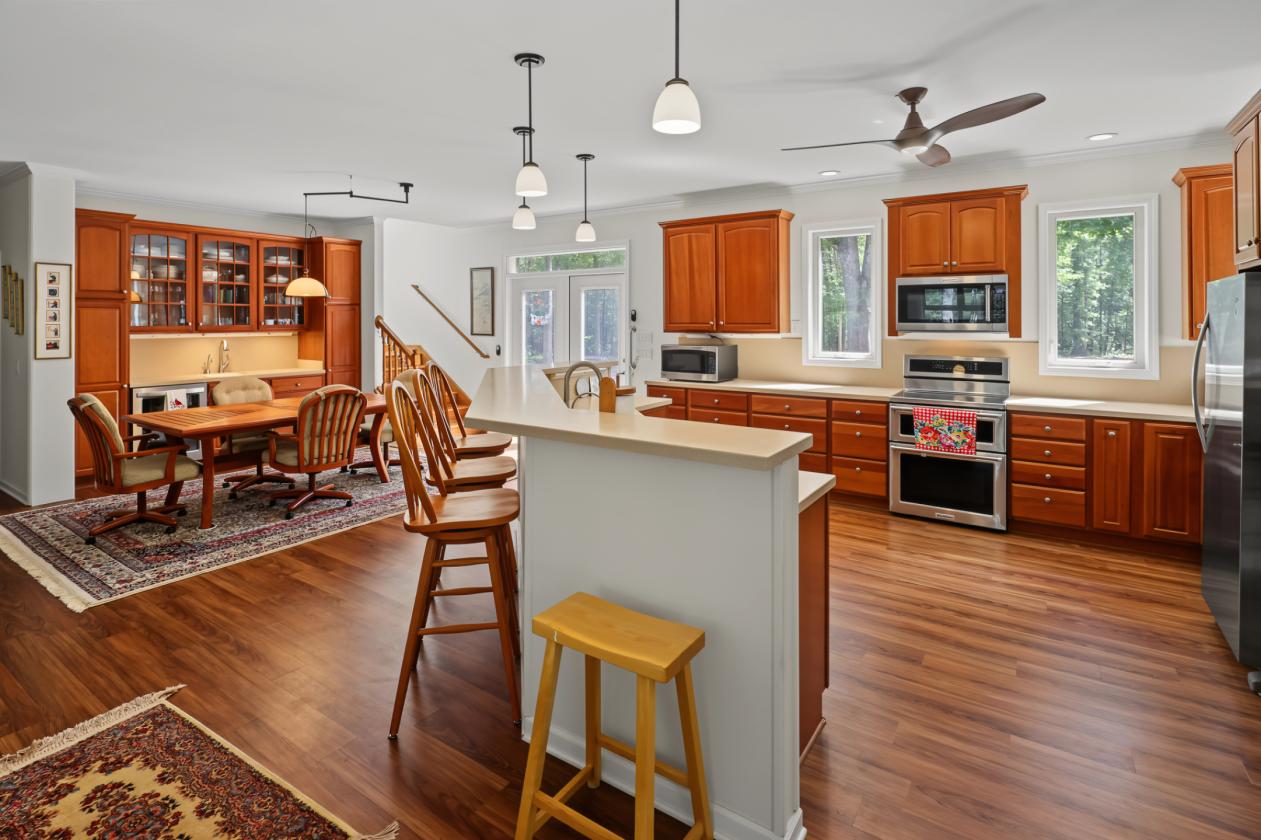 Spacious Home on 60 Acres - photo 13