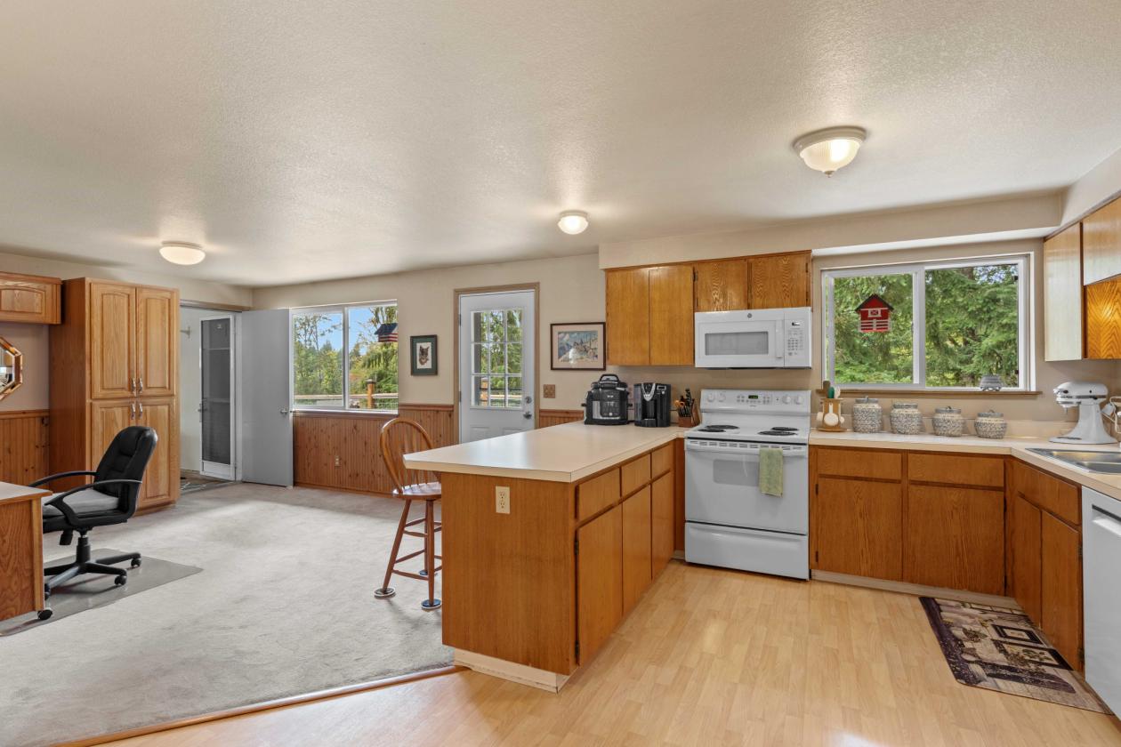 Saddle up & find your slice of Country Paradise!! - photo 11