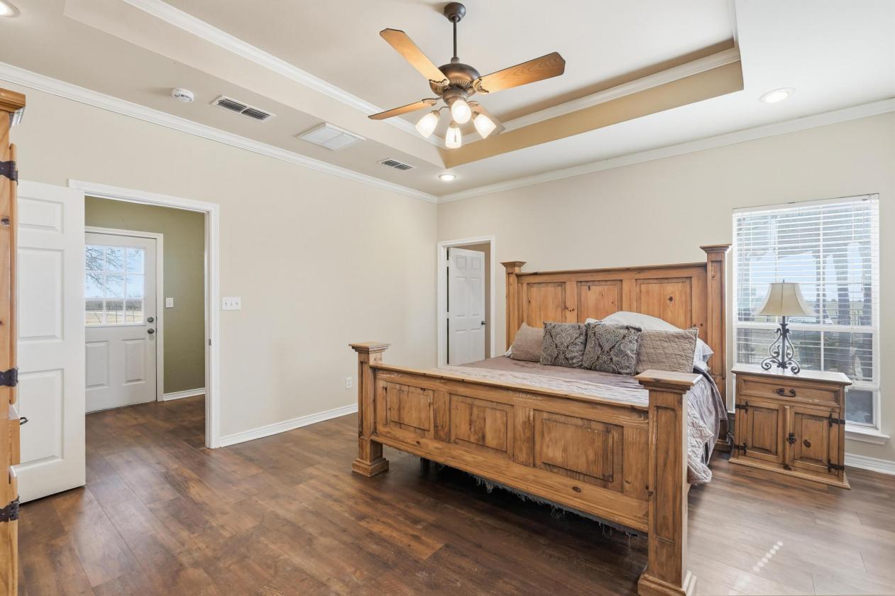 Lovely home with Pool on 9+/- AC Fully Pipe Fenced - photo 12