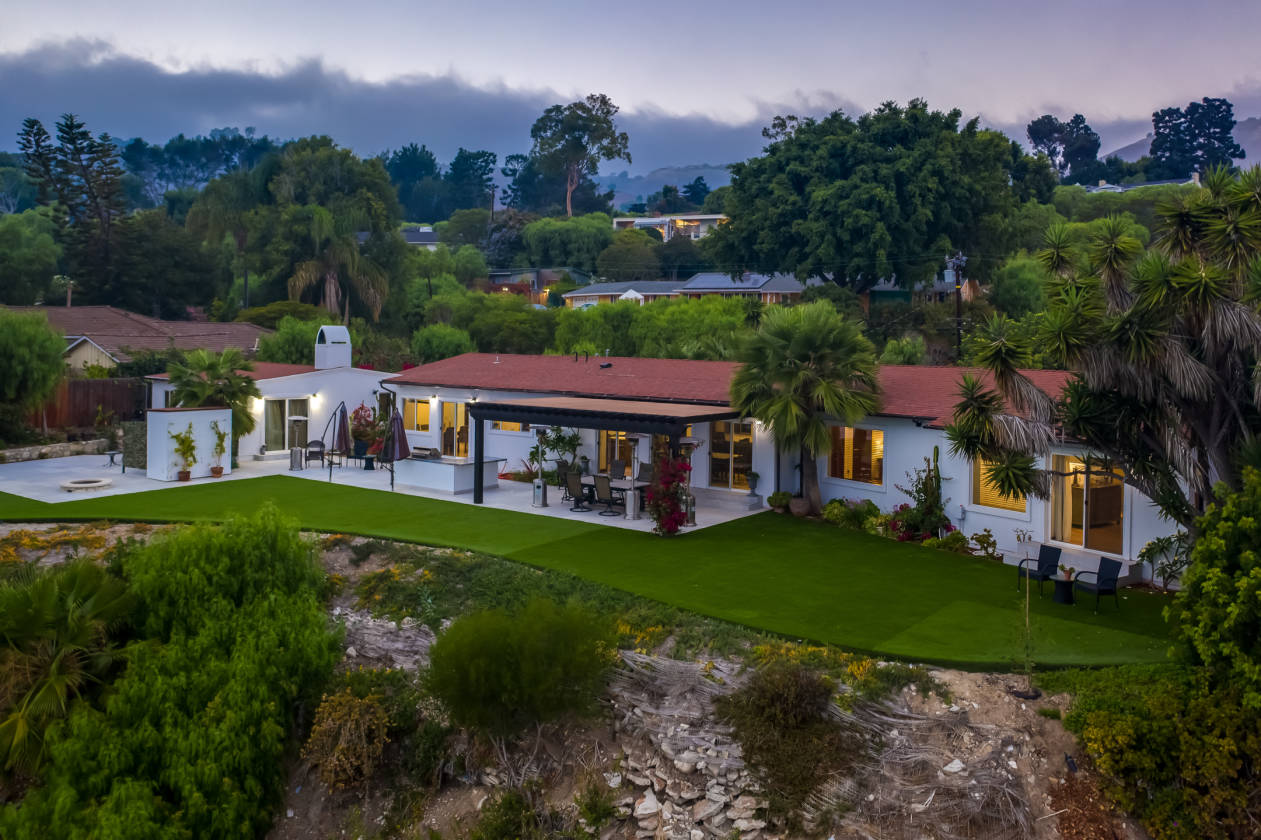 Panoramic Ocean View Luxury Equestrian Estate in Rancho Palos Verdes