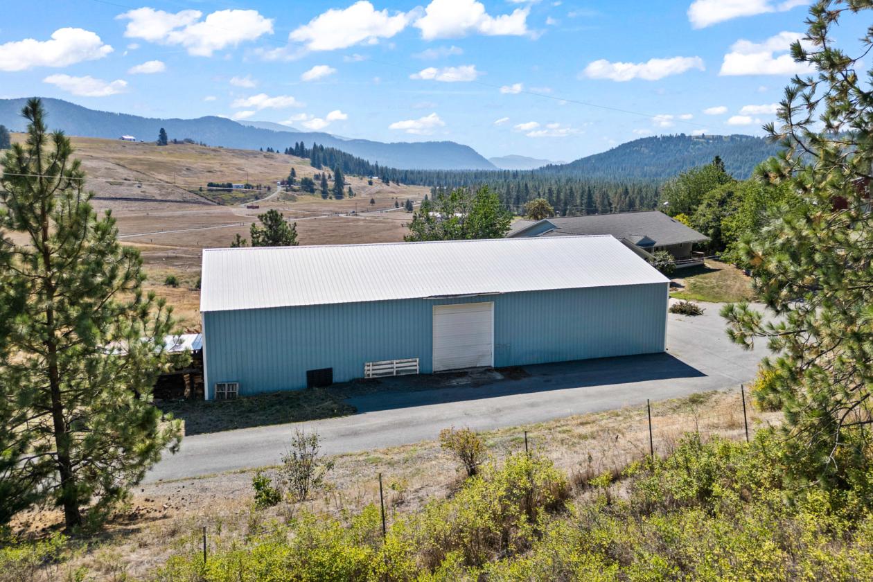 39 acre equestrian property!!! - photo 7