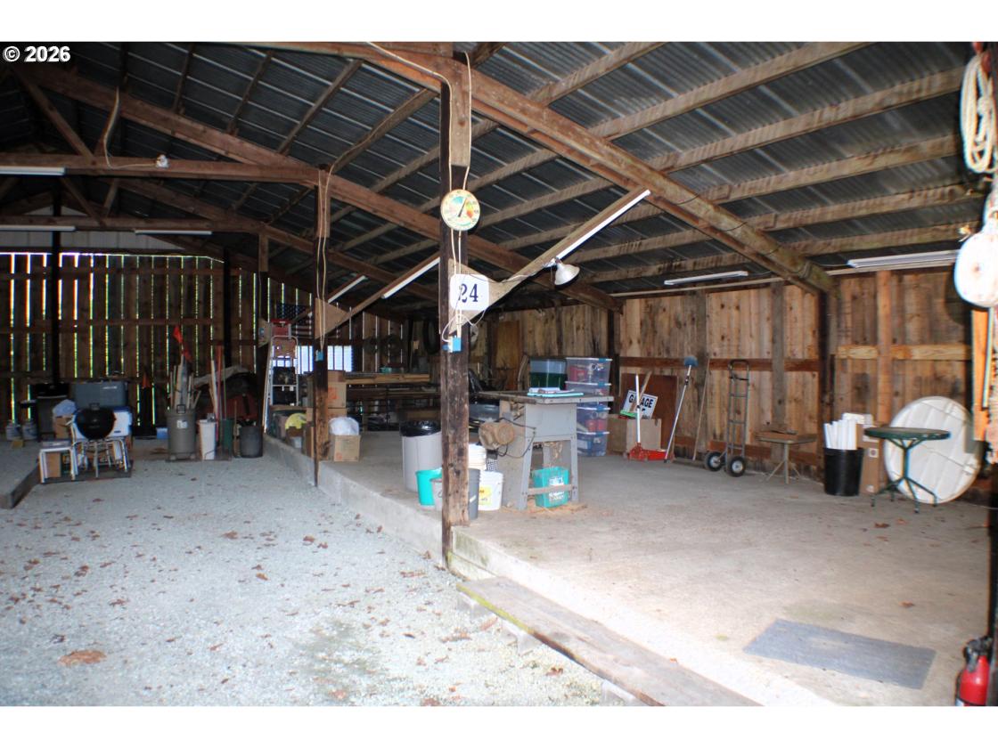 Creek-Front Horse Property with 2 Homes! - photo 6