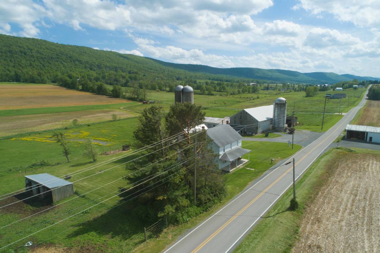 55 ACRES FARMETTE 4 BEDROOM FARMHOUSE Barn +... Bellefonte