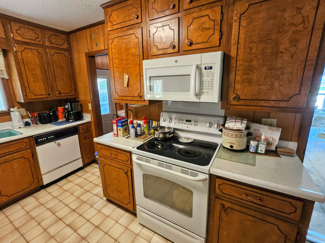 95 acre Farm and Two Houses - photo 17