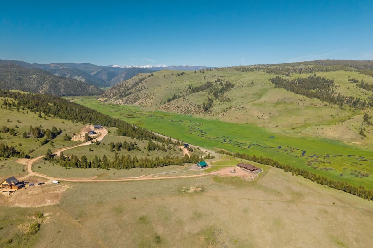 Extraordinary 13.27-Acre Mountain Retreat - photo 20