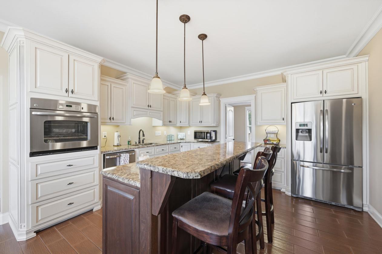 Luxury Equestrian Estate | 27 Acres - photo 6